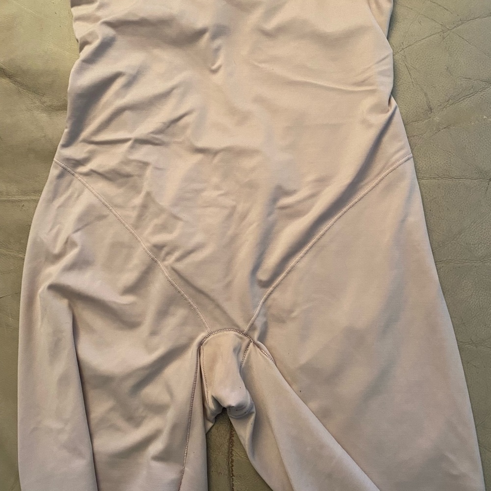 Miraclesuit Body Shaper - Size L